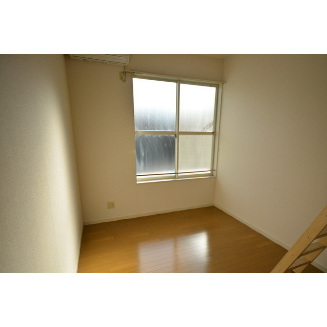 レオパレス福塚の居間・リビング