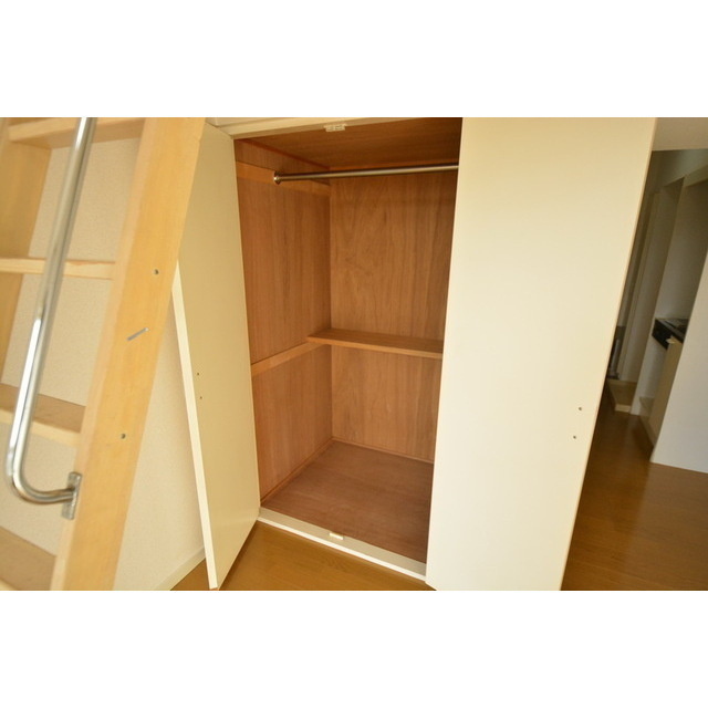 レオパレス福塚の収納