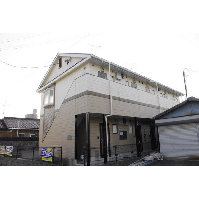 レオパレス福塚のエントランス