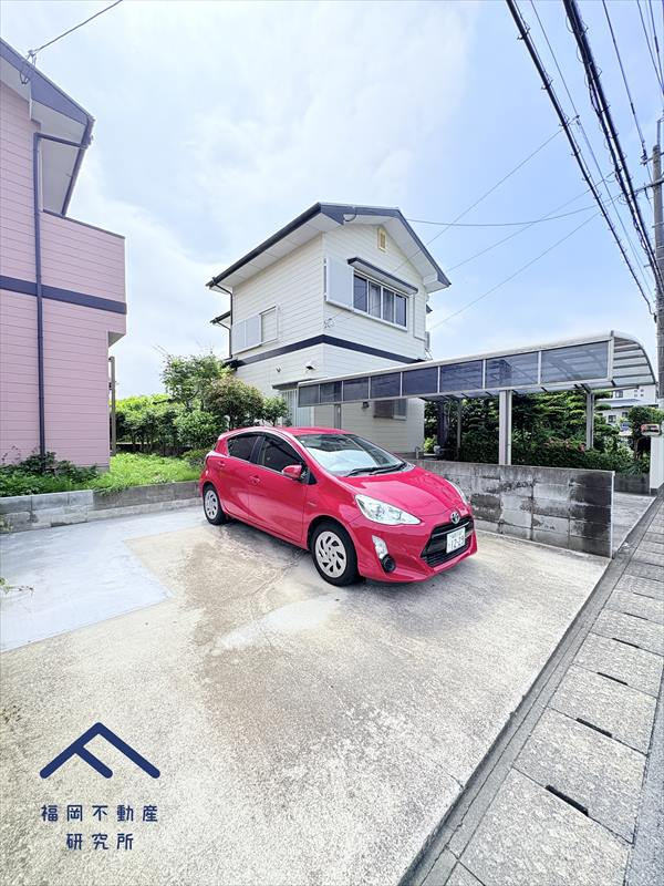 糸島市曽根　戸建ての駐車場