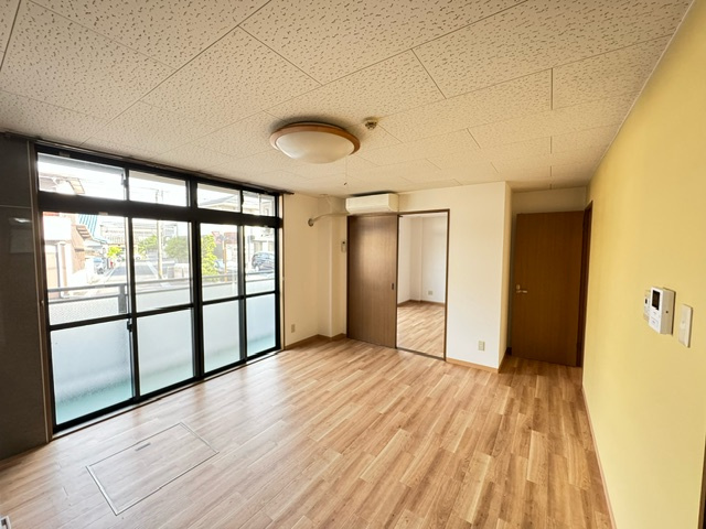 ドミール福島Ｂの居間・リビング