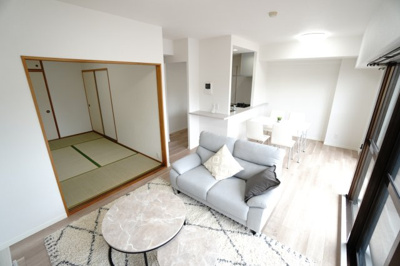 【居間・リビング】 | 【リフォーム済】ガーデンビュー中山中