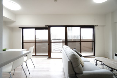 【居間・リビング】 | 【リフォーム済】ガーデンビュー中山中 | 室内（2025年5月29日9：00頃）撮影