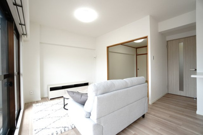 【居間・リビング】 | 【リフォーム済】ガーデンビュー中山中 | 室内（2025年5月29日9：00頃）撮影