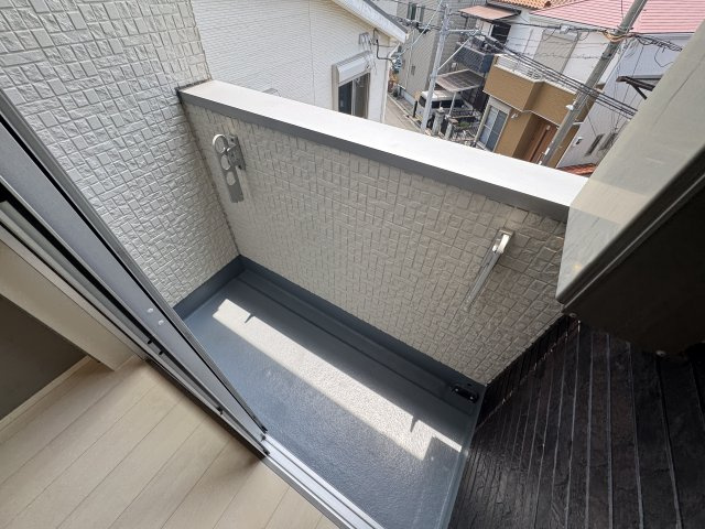 ドネボヌールのバルコニー