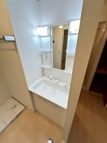 エルベ千鳥が丘の独立洗面台