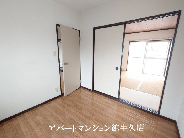 サンピアみどり野の洋室