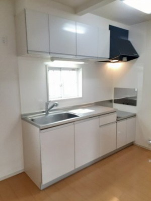 【キッチン】 | ラ・ヴィーユⅢ