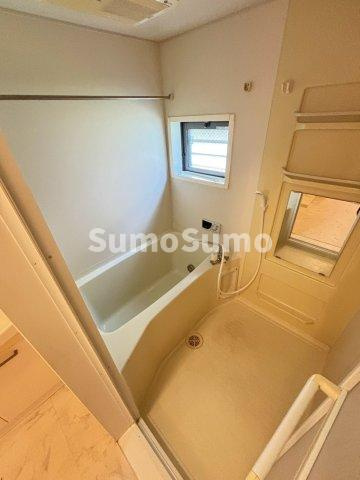 シロス船上　Ｂ棟の浴室|コンパクトで使いやすいお風呂です