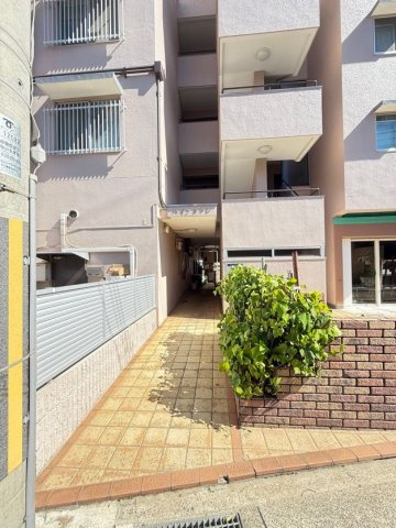 ハイツタケシのエントランス