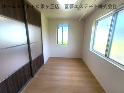 【洋室】 | クレマチス | 5.1帖洋室　リビングと洋室の間仕切りを閉めたとき