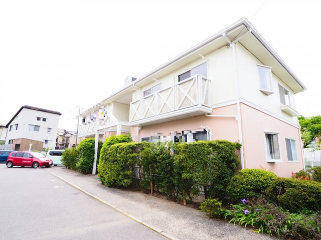 グランドール中山 Eの外観