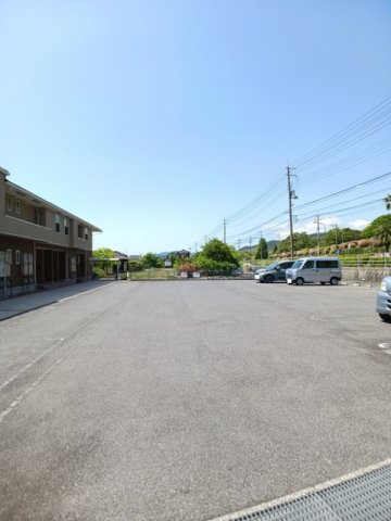 メール・ヴィラの駐車場