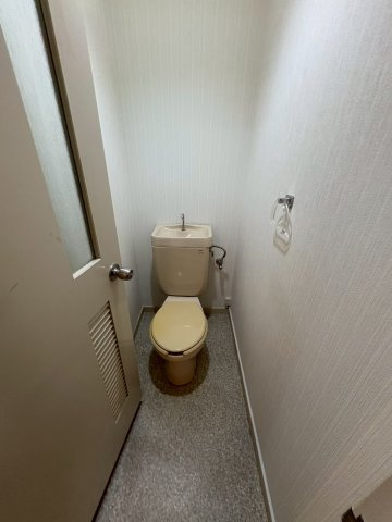 ロイヤルハイツ本多聞のトイレ