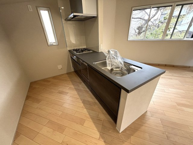 【キッチン】 | ◇◆茅ヶ崎市松が丘 新築戸建 残り1棟【NO,B】◆◇ | 開放感があるオープンキッチン