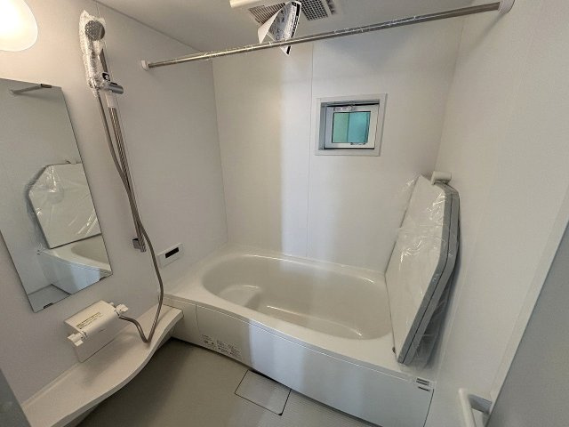 【浴室】 | ◇◆茅ヶ崎市松が丘 新築戸建 残り1棟【NO,B】◆◇ | 雨の日のお洗濯物干しにも便利な浴室乾燥機付き