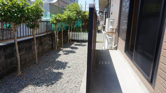 リヴェールＫの庭