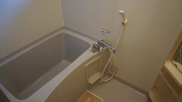 リヴェールＫの浴室