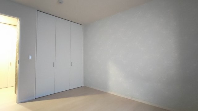 サニーコートティアラの洋室