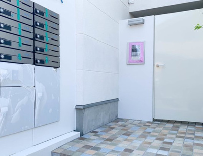 【エントランス】 | ＬａＬａ　ＴＨＩＲＡ