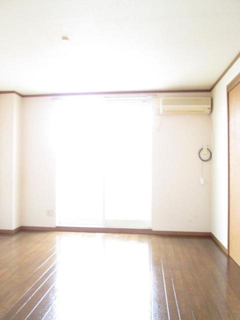 グリーンウッズの居間・リビング|居室・リビング