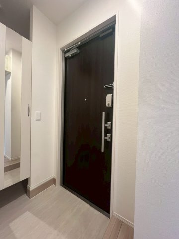 D-room上穂積の玄関