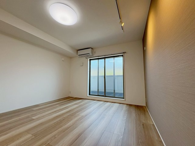 フジパレス宝塚小林Ⅲ番館の居間・リビング