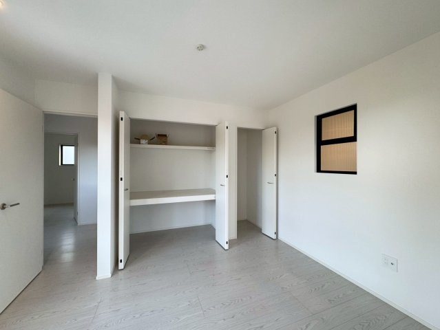 【洋室】の画像