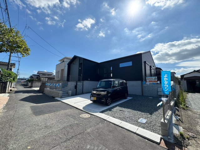 Colorisー小倉北区篠崎5丁目５期　【小倉北区　新築戸建て】の前面道路含む現地写真|現地撮影　2025,10,6　Colorisー小倉北区篠崎5丁目５期　【小倉北区　新築戸建て】