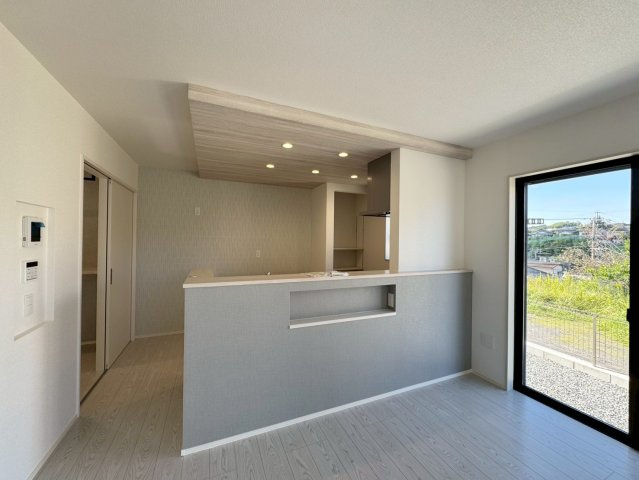 【居間・リビング】の画像