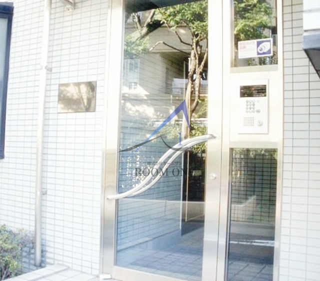 メゾンイーストのエントランス|エントランスです。