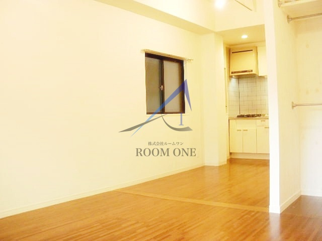 メゾンイースト