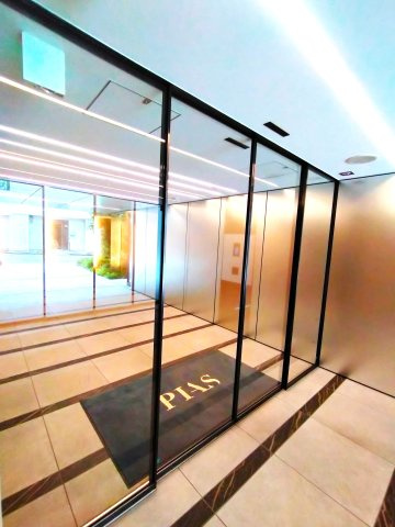 ピアース渋谷のエントランス