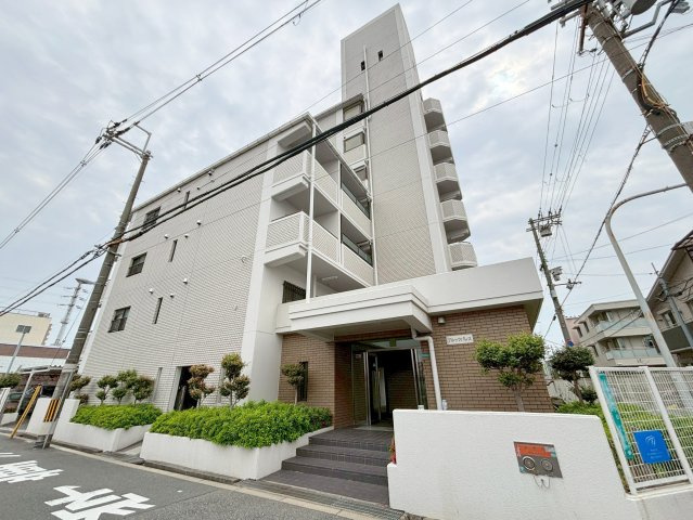 ブルックパレスの外観