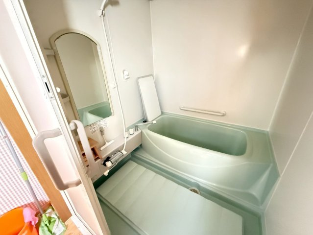 昭和南6丁目　中古住宅の浴室