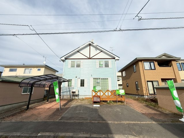 昭和南6丁目　中古住宅の外観|駐車スペースは3台分停められます！