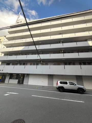 中津スカイビルの外観