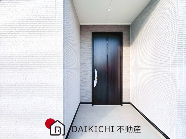 【玄関】 | 鴻巣市筑波1丁目　新築戸建　全9区画　5号棟
