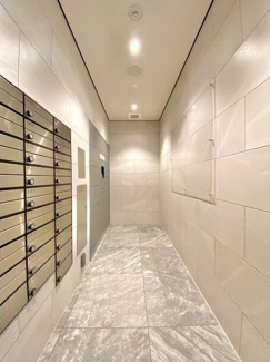 【エントランス】