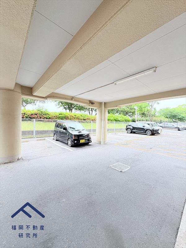 藤和ライブタウン河畔公園の駐車場