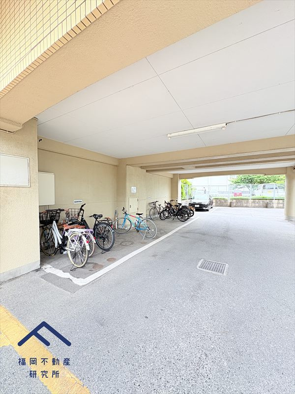 藤和ライブタウン河畔公園の駐車場