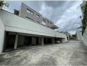 【駐車場】 | リポーズオン一社