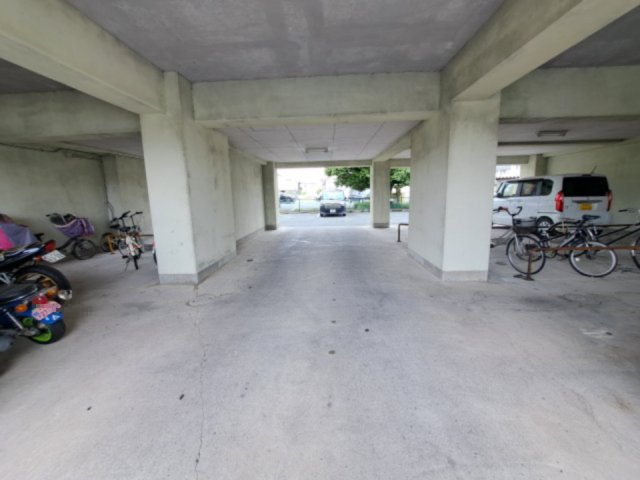 ホリホックイン和田の駐車場