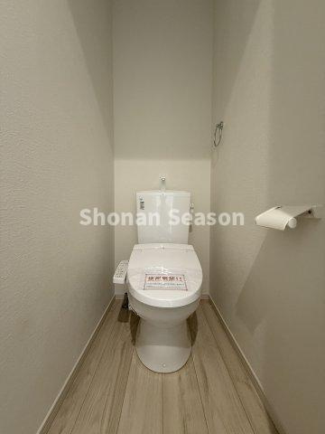 【トイレ】 | 暖かな便座で年中快適性がUPする「温水洗浄便座」
各階にご用意がございます♪