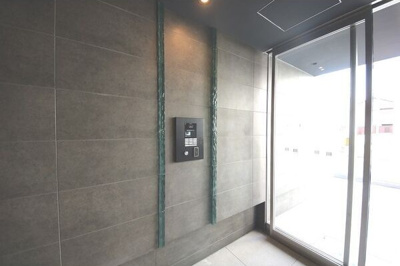 【エントランス】 | シーズンフラッツ矢場