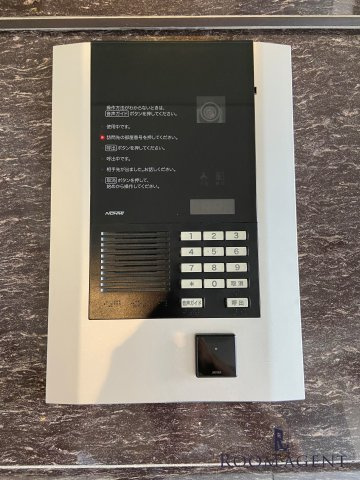 GRANDUKE新栄のエントランス