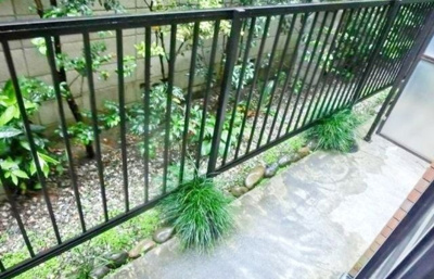 【バルコニー】 | クレインズ