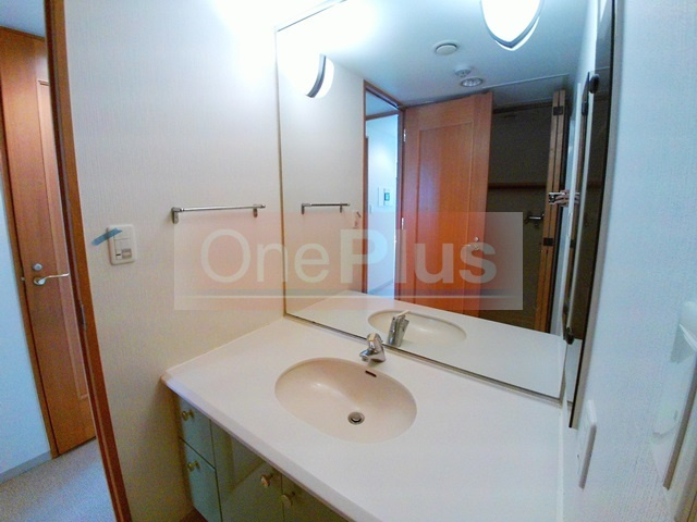 パーク・ハイム六甲八幡町の洗面所