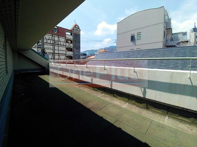 パーク・ハイム六甲八幡町のバルコニー