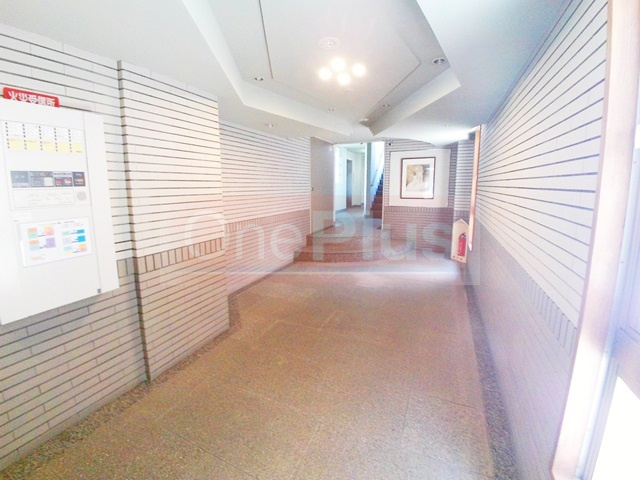 パーク・ハイム六甲八幡町のエントランス